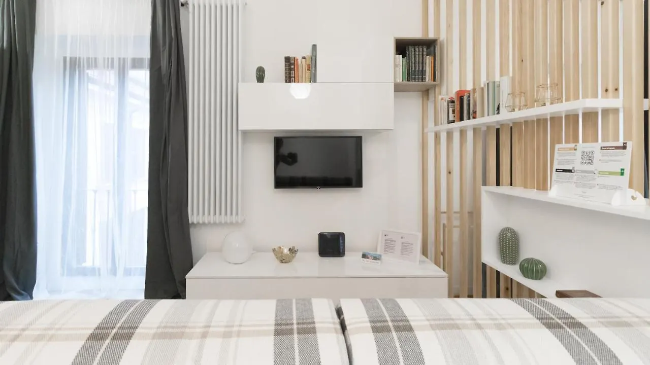 Italianway - Fara 1 Apartment Milan Italy